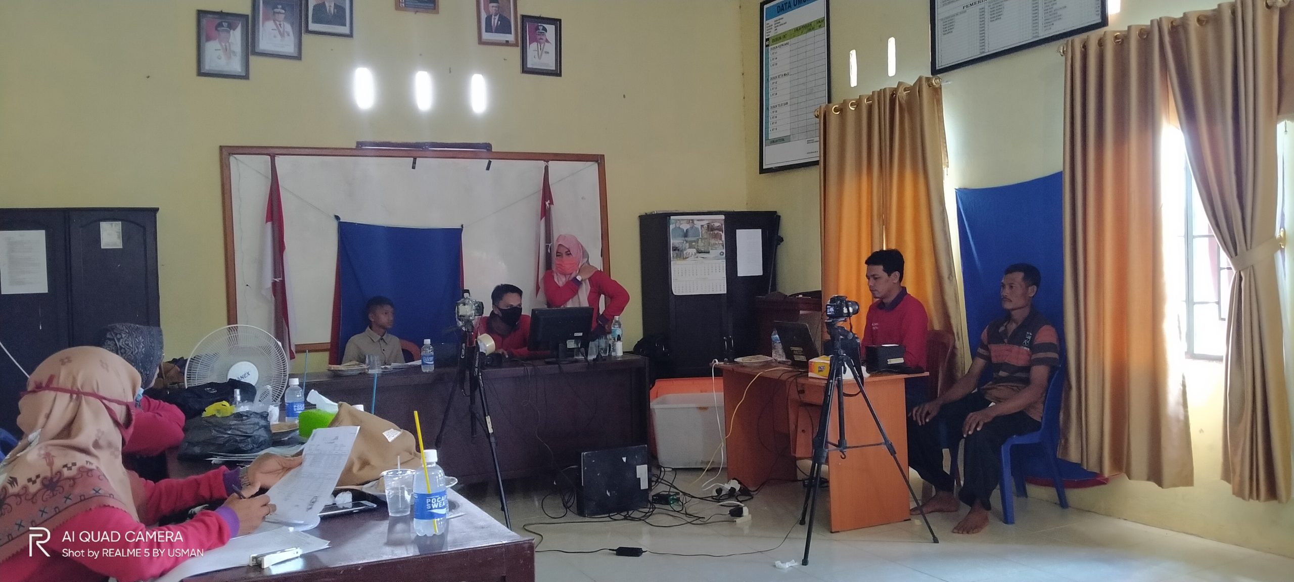 Disdukcapil Lakukan perekaman KTP Elektronik di sambut baik dengan warga Desa Disdukcapil Lakukan perekaman KTP Elektronik di sambut baik dengan warga Desa