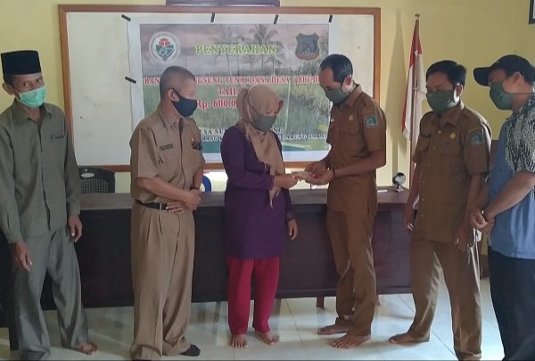 Pemerintah Desa Sungai Kepayang Sukses Salurkan BLT DD Hingga Tahap Ke Tiga